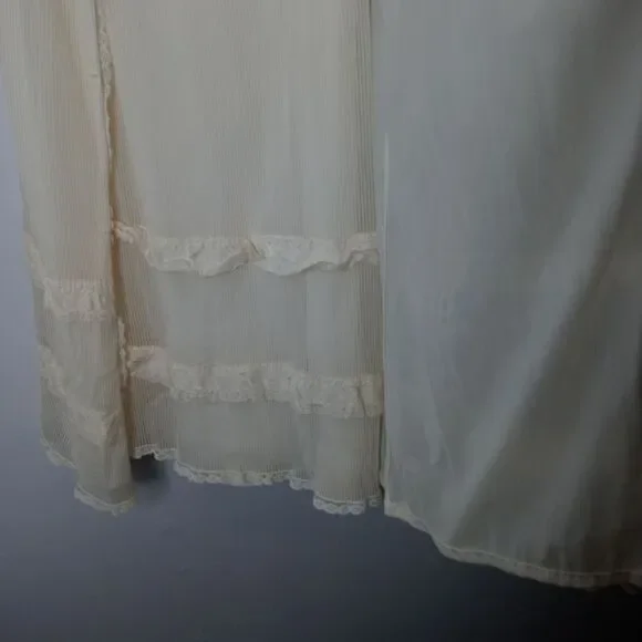 Vintage Saramae nightgown set - Picture 5 of 11